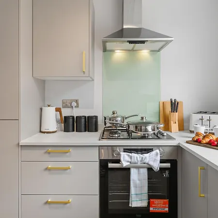 Stylish 3br Mellor House Close To Old Trafford - Sleeps 5 Manchester