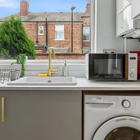 Stylish 3br Mellor House Close To Old Trafford - Sleeps 5 Tatil Evi