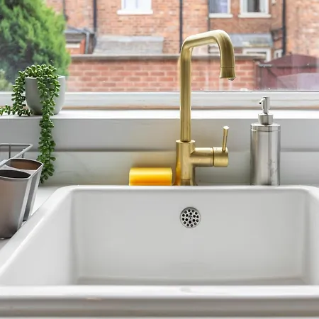 Stylish 3br Mellor House Close To Old Trafford - Sleeps 5 Tatil Evi