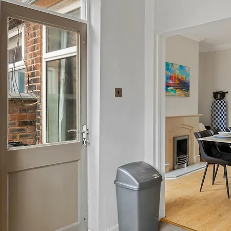 Tatil Evi Stylish 3br Mellor House Close To Old Trafford - Sleeps 5 *