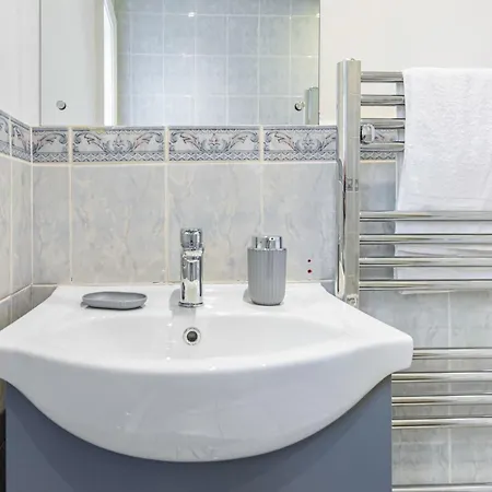 بيت للعطل Stylish 3br Mellor House Close To Old Trafford - Sleeps 5 مانشستر