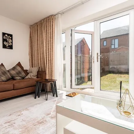 Modern 3-bed W Pool Table N Etihad & Co-op Live Casa de Férias Manchester