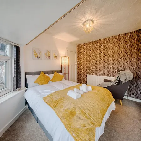 Tatil Evi 3 Bedrooms Sleeps 7 Free Parking *