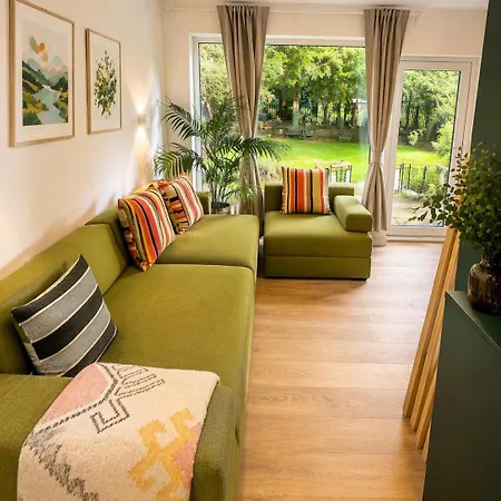 Contemporary Comfort - Sleeps 6 Apartamento Manchester