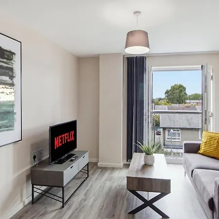 Apartman Modern 2 Bed Flat In Centre And Sleeps 5 *