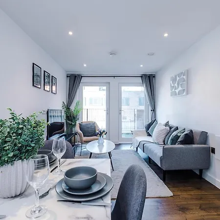 Apartamento Centre W Balcony & Free Parking *