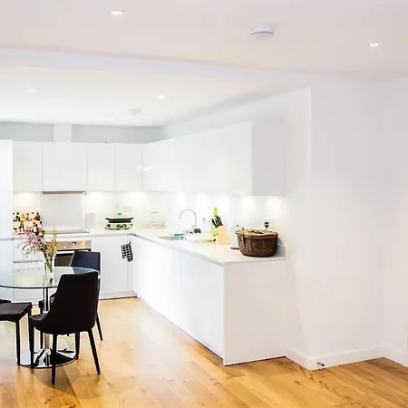 شقة Modern 2-br In Nq