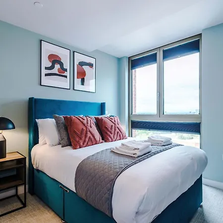 Stylish 1br With Free Parking Manchester