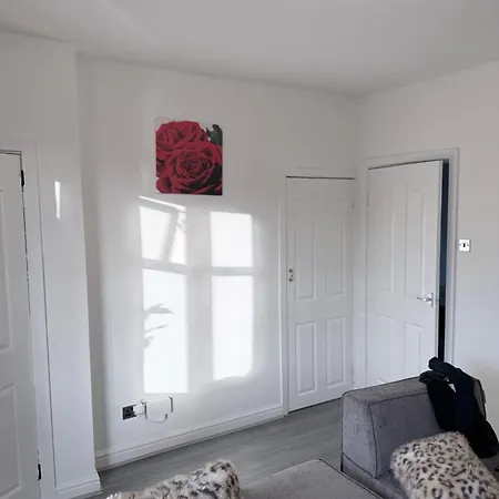 Ashley Nikky Apartamento Manchester