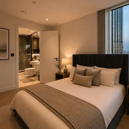 Skyline Luxury Modern 2 Bed