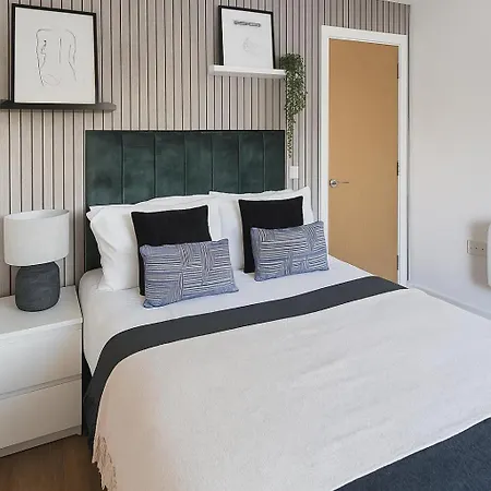Stylish Penthouse In With Parking Apartman Manchester