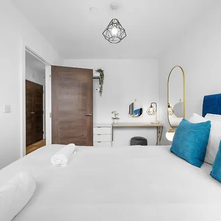 Luxury Old Trafford Flat By Superhost *