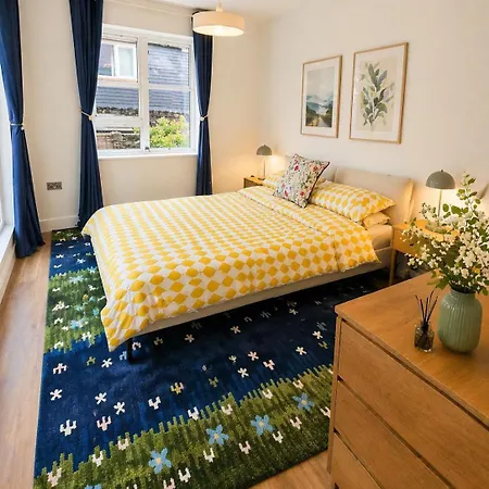 Contemporary Comfort - Sleeps 6 Apartamento Manchester