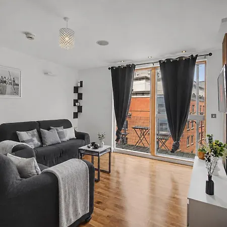 2br Apartment, Centre, Walk Everywhere Manchester