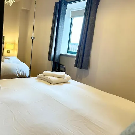 Stunning Floor Flat In The Heart Of Apartment Manchester