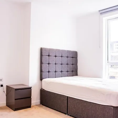 Modern 2-br In Nq *