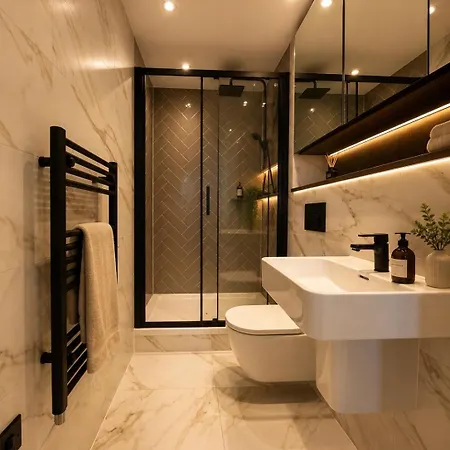 Skyline Luxury Modern 2 Bed *