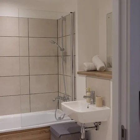Апартаменты Luxury 1 Bed - Eccles, Манчестер