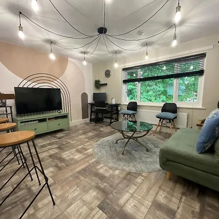 Stylish Near Centre Апартаменты Манчестер