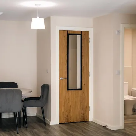 Apartamento Modern 2-bed Ensuite In The Baileys *