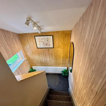 Stylish Near Centre Апартаменты *