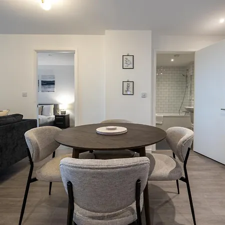 Stylish 2br Near Man Utd, Cricket Stadium &