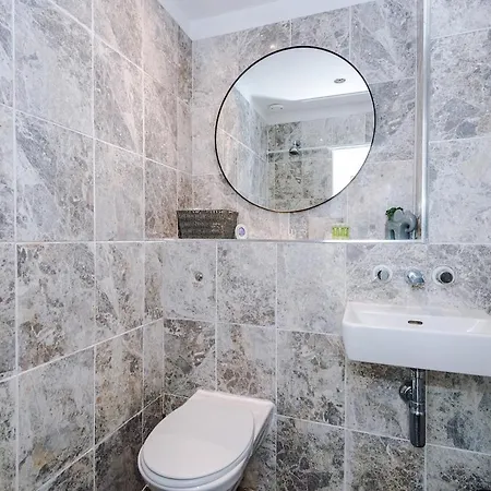 شقة Centre, 3 Bed Penthouse *