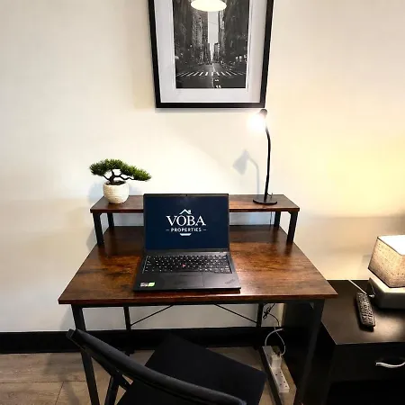 Apartman Oak & Noir Suite-luxury 2-bedroom Flat, Parking, Wifi, Netflix, Location Manchester