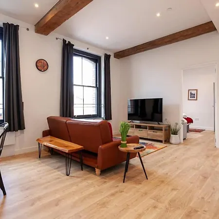 Charming Two-bedroom Near Victoria Station Apartman Manchester