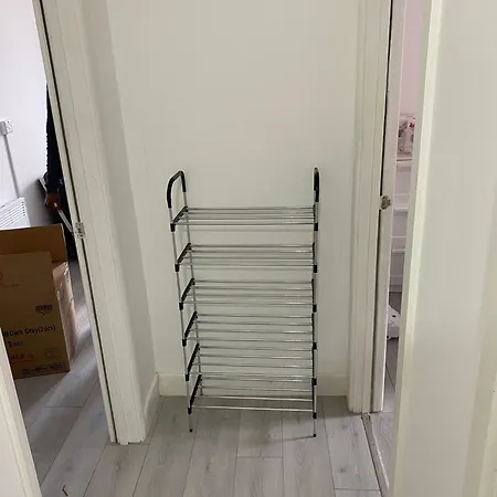 2 Bed Flat In Cheetham Hill, M8 Close To Etihad And Ao Arena *