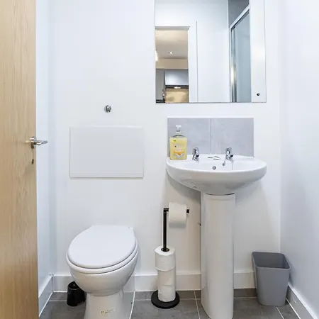 Centre, Studio, Spacious مانشستر