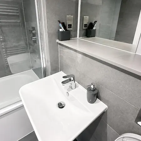 The Deansgate Skyline - 26th Floor 2-bed Luxury * Manchester