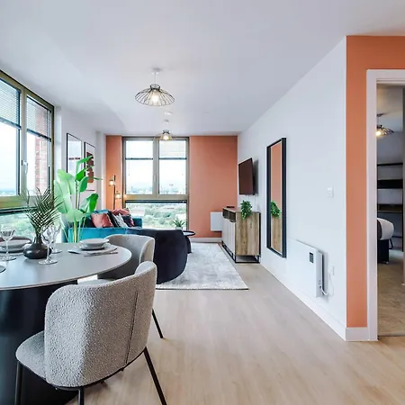 Stylish 1br With Free Parking *