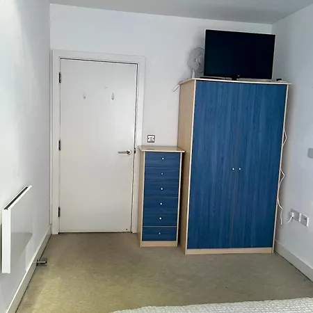 شقة The Hacienda Hideaway - 2br With Balcony *