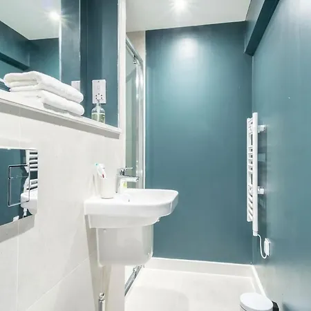 アパート Lovely 2bed W Balcony マンチェスター