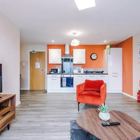 Salford Freepprking Washerdryer Groundfloor Manchester