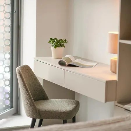 For Students Only - Square Gardens, Acer In Apartment Manchester