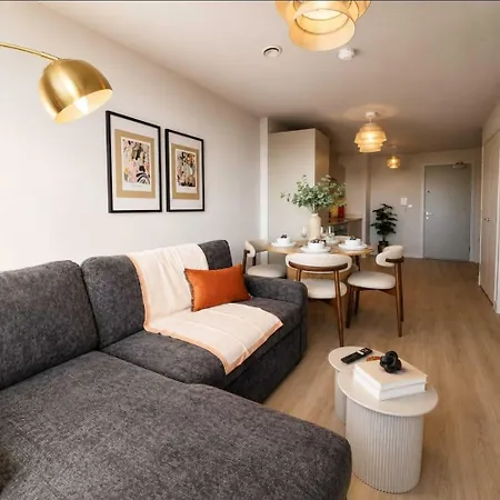 Premium 1-bedroom Views & Free Parking Manchester