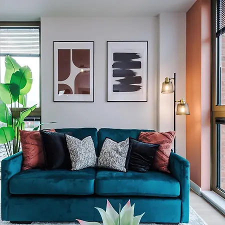 Stylish 1br With Free Parking Manchester