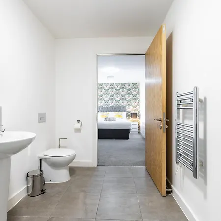 شقة 2 Bedroom - Balcony - Riverside - Salford مانشستر