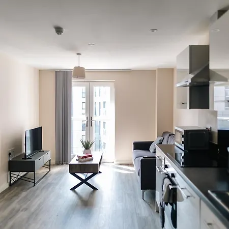 Apartment Modern 2-bed Ensuite In The Baileys Manchester
