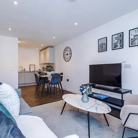 Apartamento Centre W Balcony & Free Parking