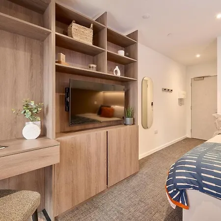 Apartamento For Students Only - Square Gardens, Acer In