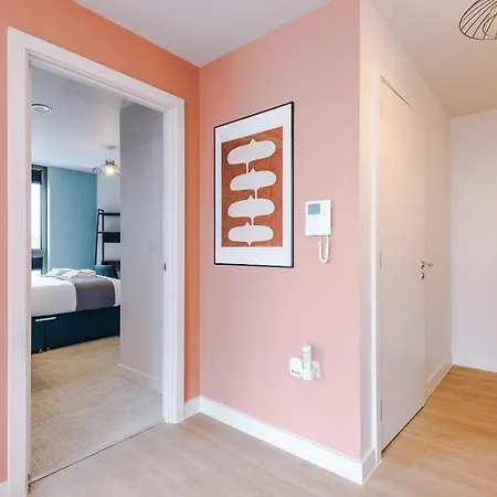 Stylish 1br With Free Parking Manchester
