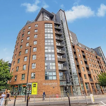 2br Apartment, Centre, Walk Everywhere Manchester