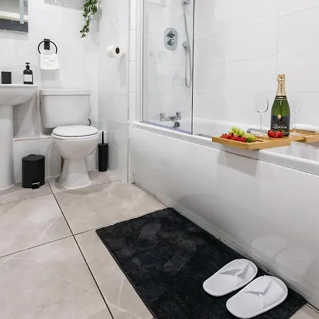 Appartamento Stylish 2br - Near Mediacity - Free Parking & Business Ready Manchester