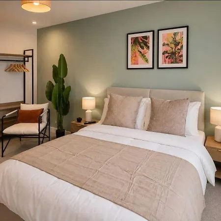 Premium 1-bedroom Views & Free Parking Apartamento Manchester