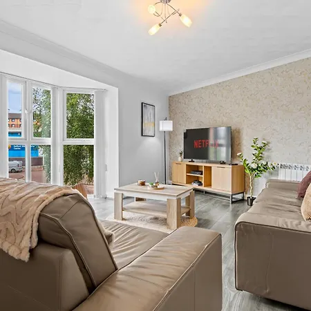 2br Long Perks Free Parking Prime Spot * マンチェスター