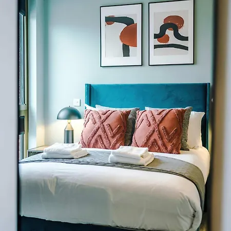 Stylish 1br With Free Parking Manchester