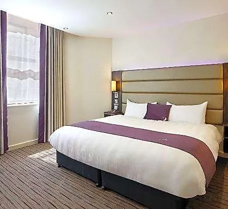 Ξενοδοχείο Premier Centre West 3*